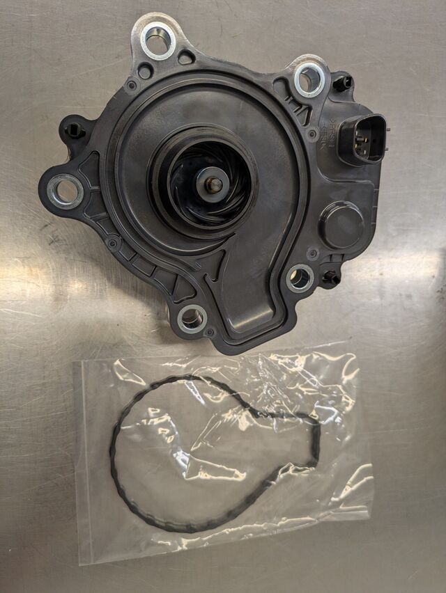 Genuine Official Toyota Engine Water Pump *COMES WITH GASKET* part