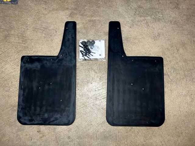 Heavy Duty Flat Rear Splash Guards for Ram HD with Flares