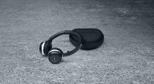 Porsche ワイヤレスヘッドホン Genuine Porsche 970-558-318-00 |Bluetooth Headphones | FREE