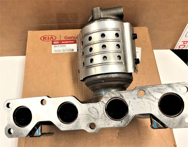285102G445 Exhaust Manifold 20132015 Kia Sorento Kia.Parts Store