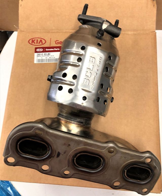 285103CLB0 Catalytic Converter With Integrated Exhaust Manifold 2016