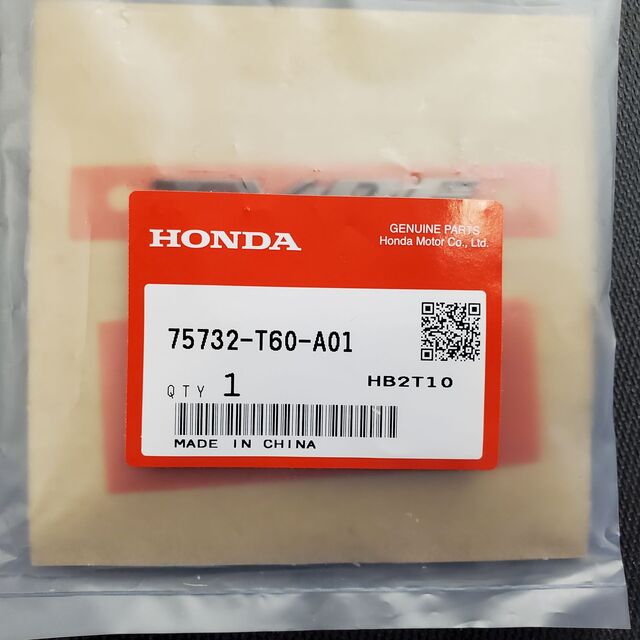 パーツ TYU 75732-T60-A01 - 2023-2024 Honda Civic - Nameplate | Genuine