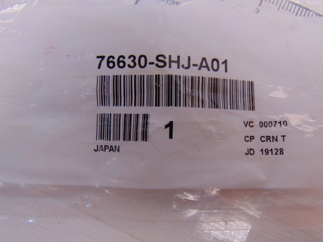 76630-SHJ-A01 - Blade Windshield Wiper (550MM) - 2005-2007