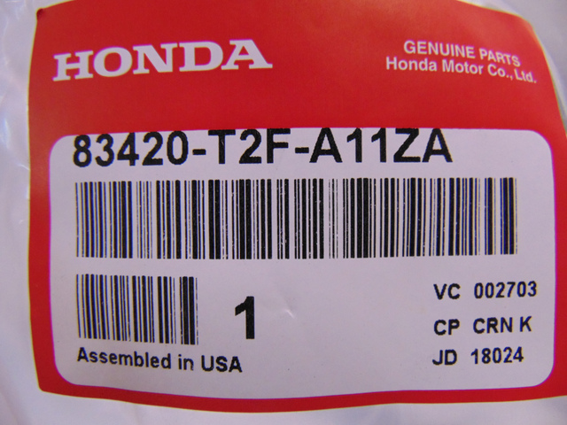 83420-T2F-A11ZA - Garnish Assembly R Console Side*NH854L* (New