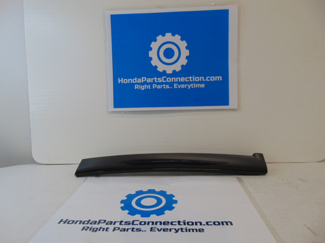 72430-SDN-A02ZA - 2003-2007 Honda Accord - Garnish R Front Door