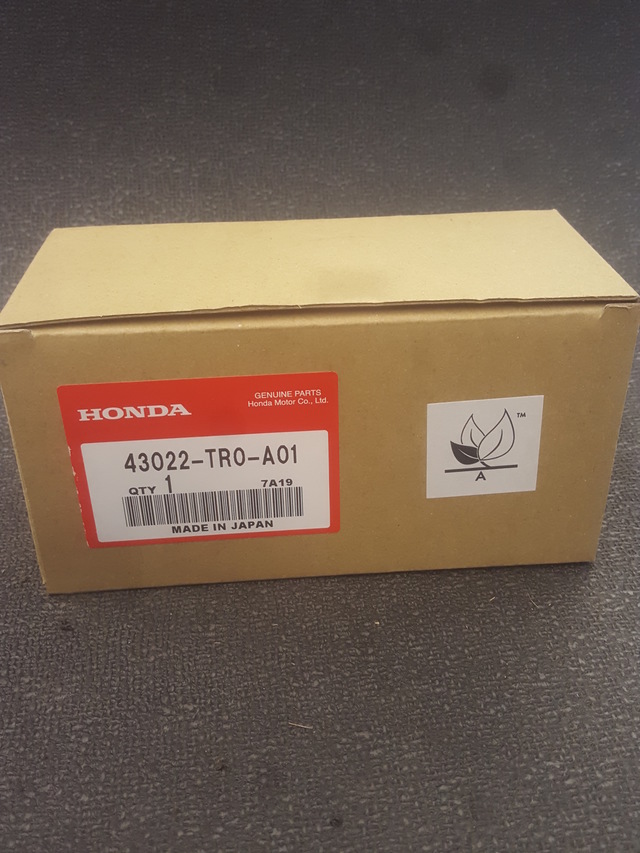Genuine Honda OEM Rear Disc Brake Pads For 2012-2014 Civic Si, EX, EX-L