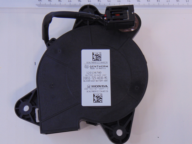 HONDA MODULO16インチ　ブラックペイント　215/65/16 31651-TZ5-A03 - Blower Assembly Battery Vent - 2021 Honda Pilot