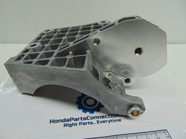 38930-RDA-A00 - 2005-2010 Honda - Bracket Compressor | Genuine Honda Parts