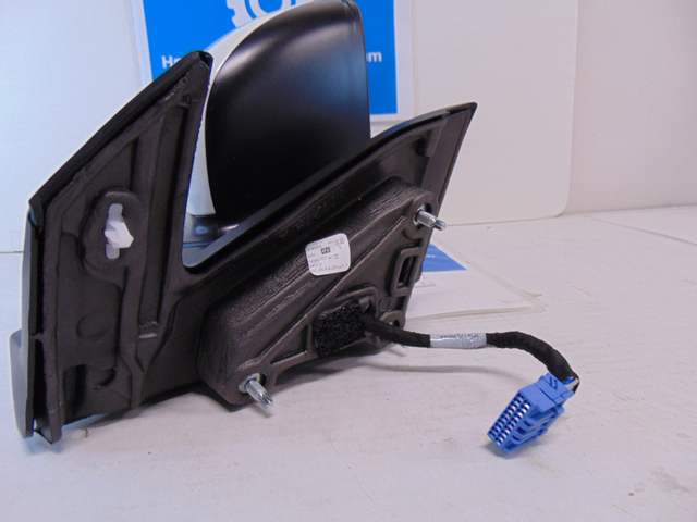 76200-TG7-A11ZE - 2016-2018 Honda Pilot - Mirror Assembly R Door