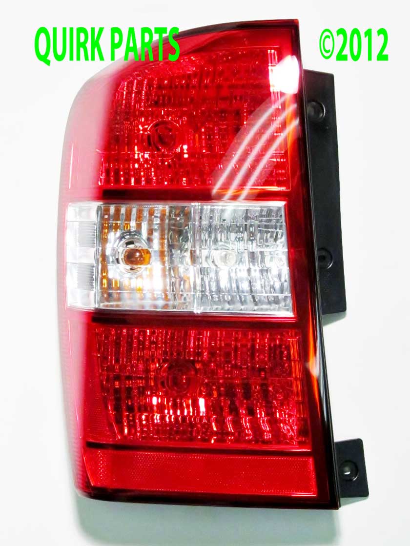 20072010 Kia Sedona 20062011 Kia Sedona LH Driver Side Tail Light
