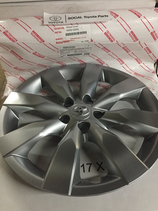 NEW OEM 14-16 COROLLA LE Genuine Toyota 16