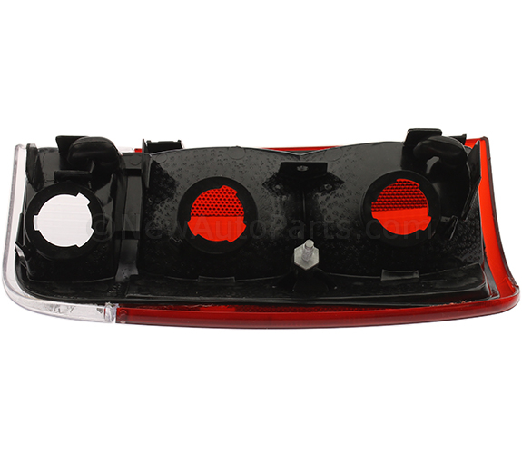 19952005 GM Tail Lamp Assembly Driver's Side (LH) 19179358