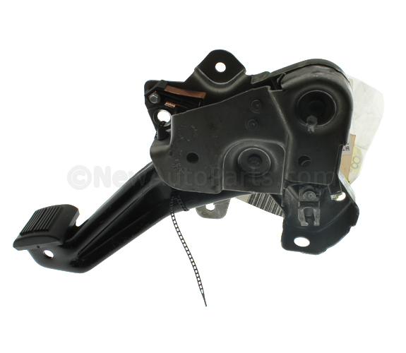 19982004 GM Parking Brake Lever 15016010