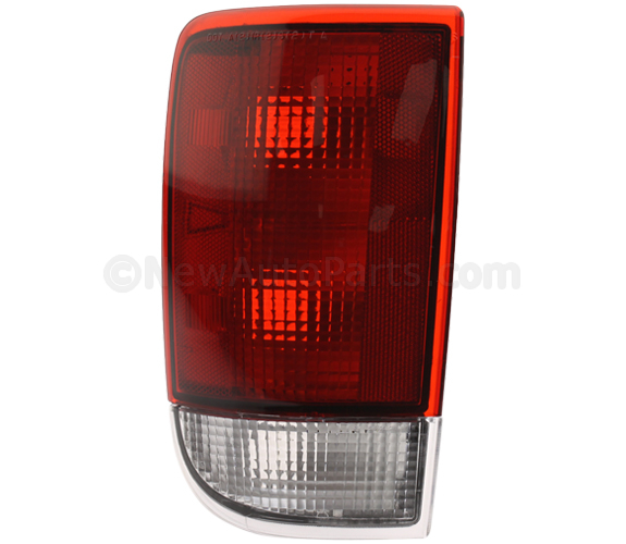 19952005 GM Tail Lamp Assembly Driver's Side (LH) 19179358