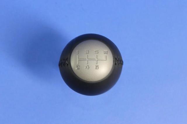 2013-2015 Mopar Gearshift Knob 1ZV76DX9AA | My Mopar Parts