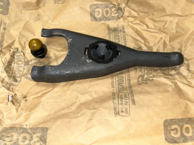 2001-2009 Mopar Clutch Release Lever Package 4796665 | My Mopar Parts