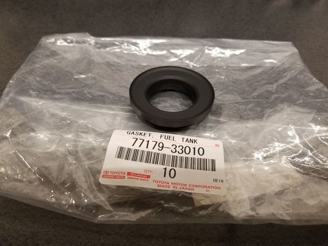 1997-2009 Toyota Gasket 77179-33010 | Toyota Parts Express