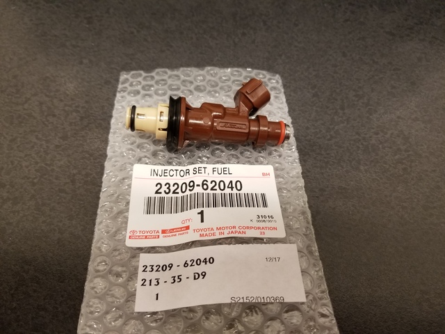 1998-2004 Toyota Fuel Injector 23209-62040 | Toyota Parts Express