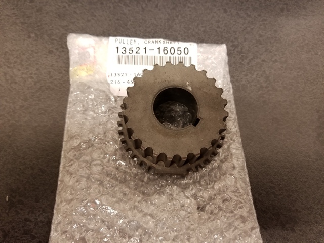 Toyota 13529-62901 Engine Timing Gear Toyota 13529-62901 Engine Timing Gear