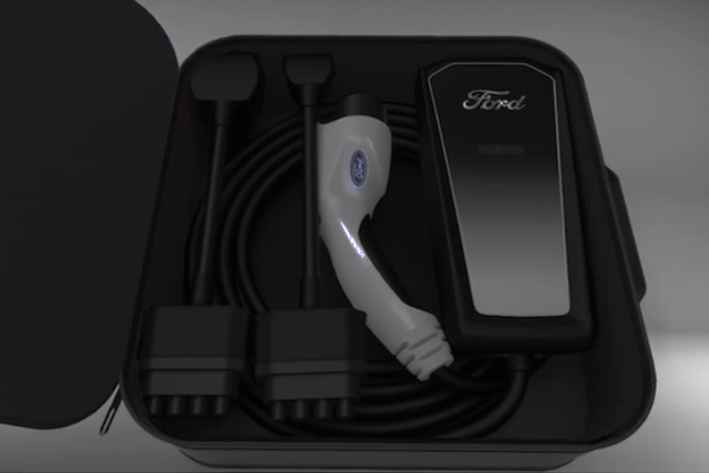 EV Cable Bag Waterproof Fire Retardant Solid for Electric Vehicle Charging Cable EV Cable Bag Waterproof Fire Retardant Solid for Electric Vehicle Charging Cable