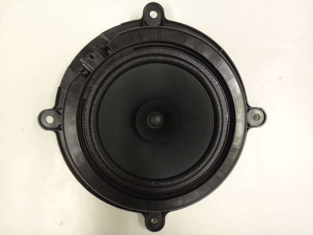 mazda 2 bose speakers