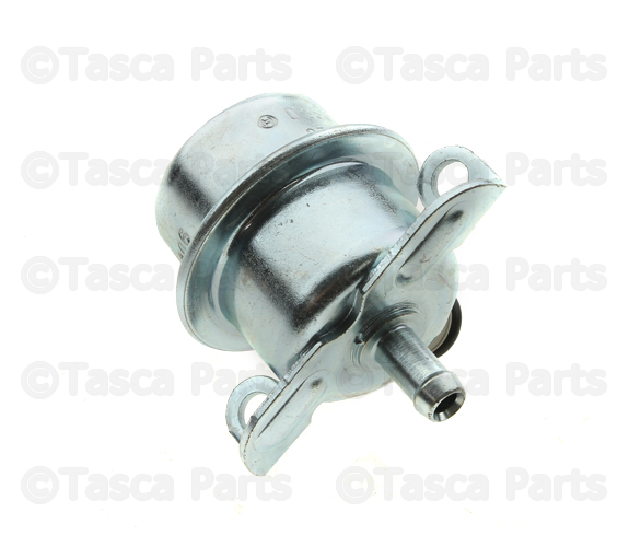 3517064 - Fuel System: Fuel Pressure Regulator for Volvo: 240, 244, 245, 740, 745, 760, 780, 940 Image