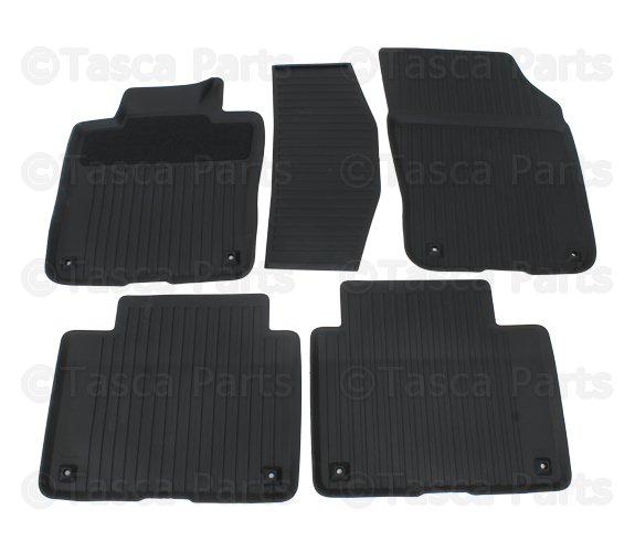 2017-2022 Volvo Mat Set 32332366 | TascaParts.com