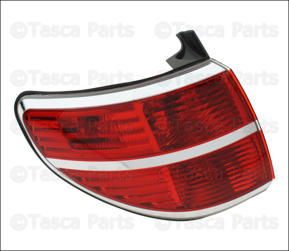 20072010 Saturn Outlook Tail Lamp Assembly Driver's Side (LH
