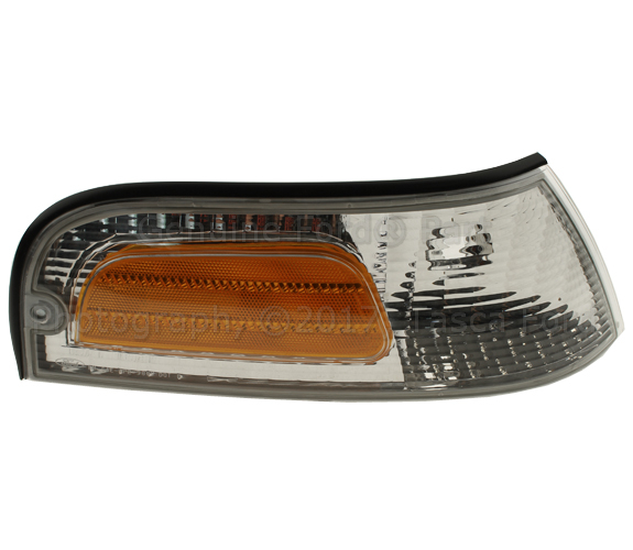19982004 Ford Crown Victoria Side Marker Lamp Passenger Side (RH) XW7Z15A201AB