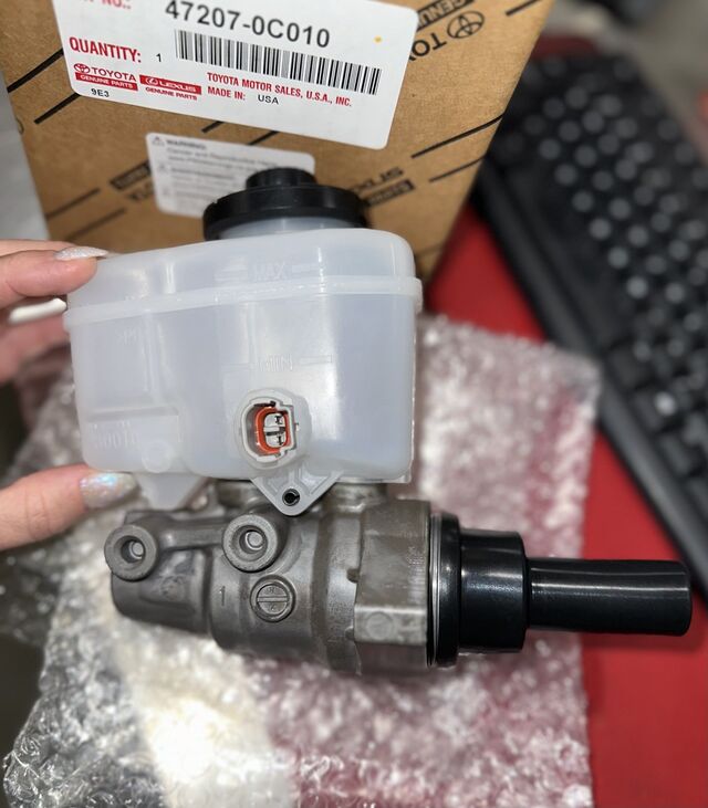 tomo　0507 Amazon.com: YUXSOUQ Transmission Solenoid Valve 24V