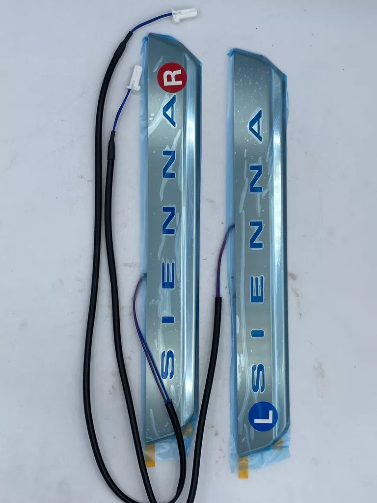 20212024 Toyota Sienna Genuine Toyota Illuminated Door Sills OEM/NEW