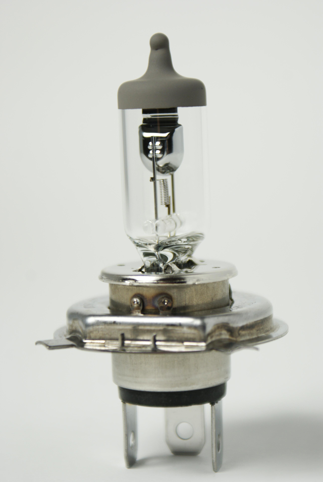 OEM Genuine Toyota Halogen Headlight Bulb High / Low 90084