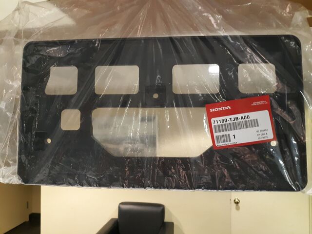 アクセサリー takusin Amazon.com: OEM Genuine Acura Front Grille Radar Cover 71125-TZ5