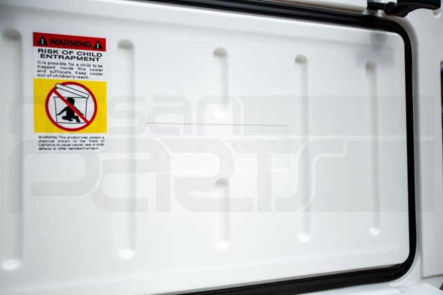 Genuine Nismo White 45-quart Cooler / Ice Box - T99C9-45QWT