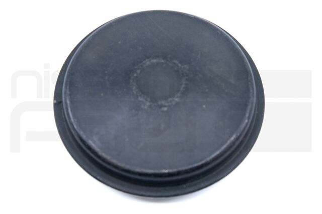 1995-1998 Nissan 240SX Front Hub Grease Cap (s14) 40234