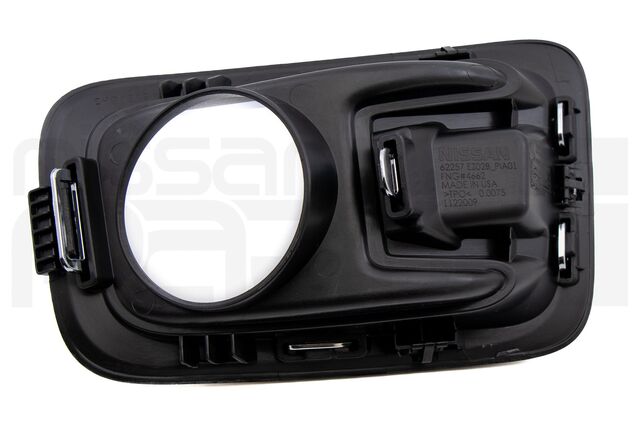Genuine Fog Lamp Trim Bezel (rh) (a61 Titan) - 62256-EZ02B