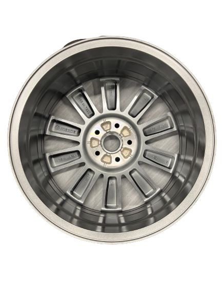 Mazda 19インチ ダークグレーアルミホイール 9965-57-7590 Mazda 19インチ ダークグレーアルミホイール 9965-57-7590