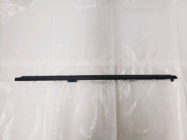 NISSAN ベルトモールディング