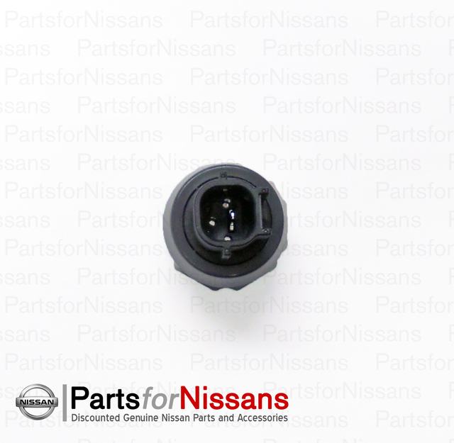 確認用m@sa 2002-2021 Nissan Oil Pressure Sending Unit 25240-4M40E | QuirkParts