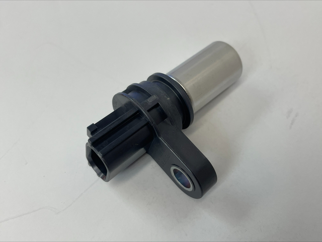 Crankshaft Position Sensor 23731-AL60D | Parts for Nissans