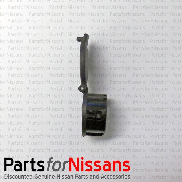 Nissan 発電ポートカバー s-l400.jpg