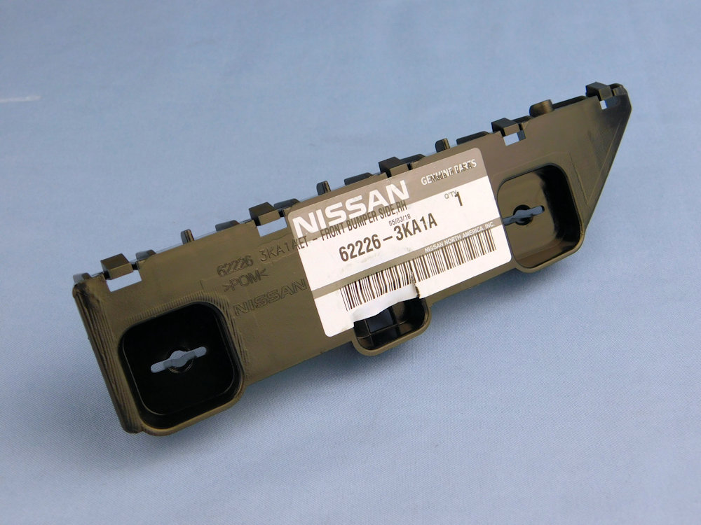 Genuine Nissan Side Bracket 62226-3KA1A