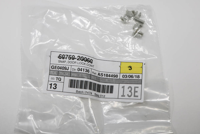 69759-20060 - Interior Door Handle Clip 1989-2004 Toyota | Longo