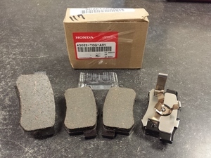 Genuine Honda Rear Brake Pads - OEM Part 43022-SCV-A01, Factory Spec
