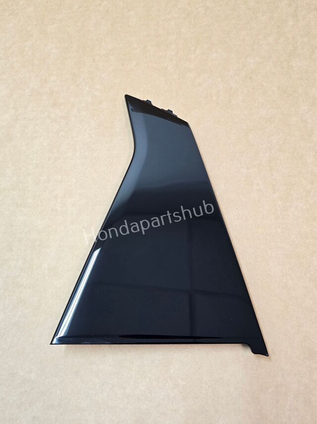 2017-2021 Honda Civic Hatchback 5D Left (Driver) Rear Door Garnish