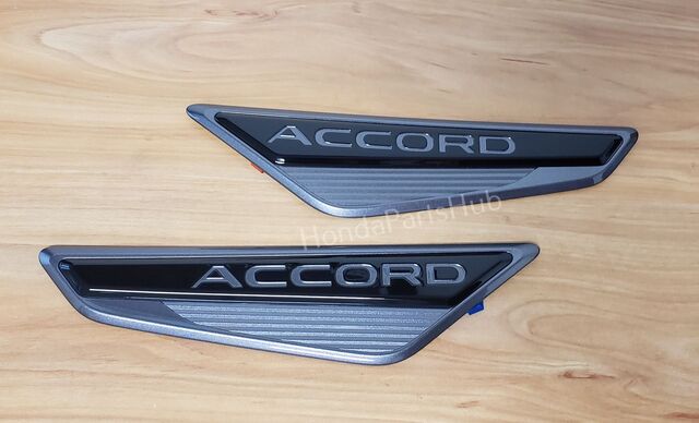 2023-2025 Honda Accord 2023 HONDA ACCORD Fender Emblem 08F59