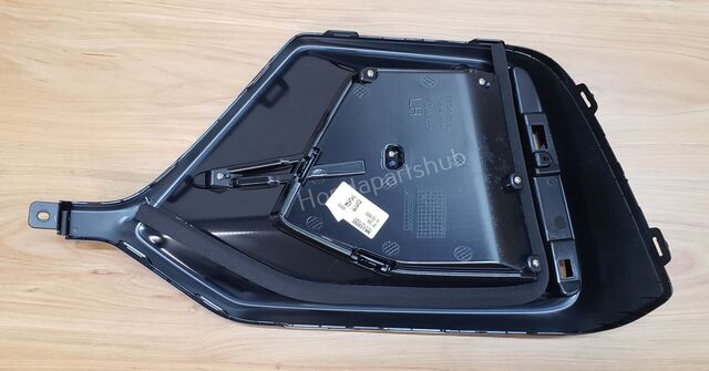 あ*︎様 HATCH ハッチ　7+ LA Grey/Black 84640-TS8-A00ZA - Genuine Honda Parts