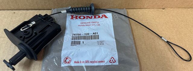 2022-2025 Honda Civic 22-26 Civic, 25-26 Civic Hybrid Fuel Lid