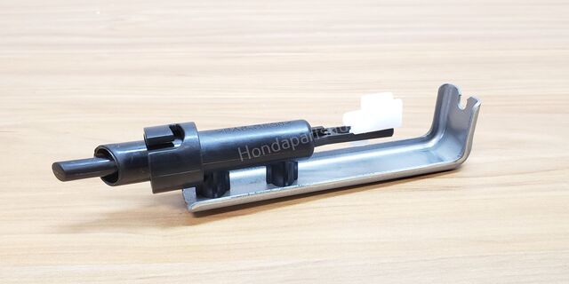 ホンダ9i 2016-2022 Honda Pilot & Passport Fuel Cap Grommet (74490-TG7-A01