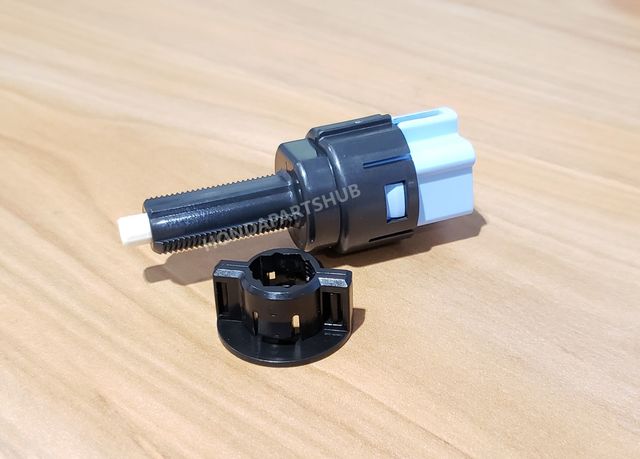 レジスター Genuine OEM Stop & Cruise Switch Assembly, (Panasonic